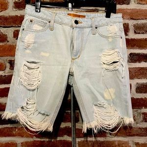 Joe’s Jeans The Finn Mid Rise Bermuda Shorts size 26W